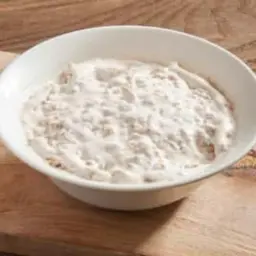 Cream Fattah With Dates